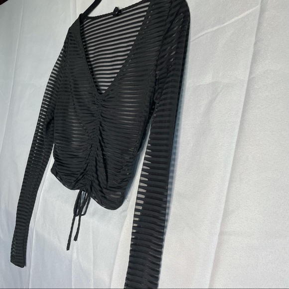 Striped Long Sleeve Crop Top - Picture 10 of 12